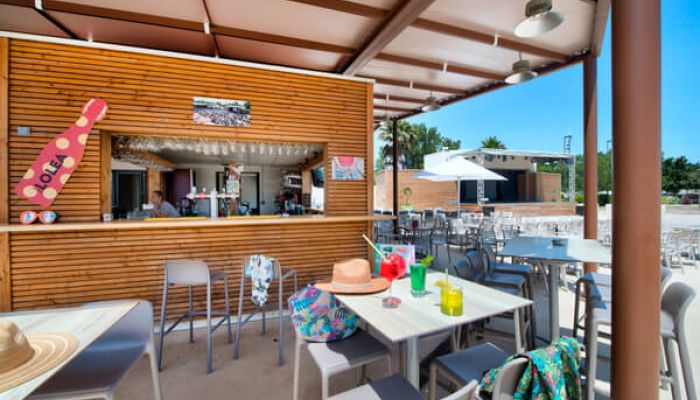 camping argeles sur mer services commerces bar terrasse