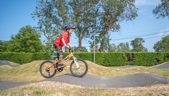 camping argeles sur mer club enfants activités pumptrack